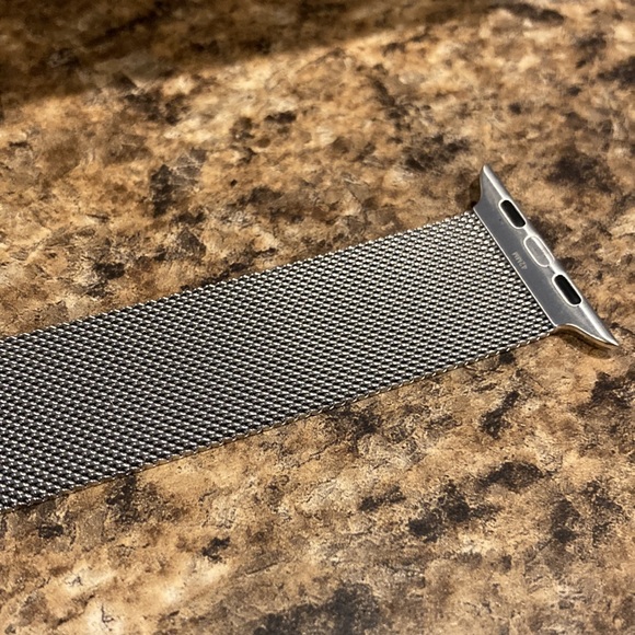 Apple Watch Band Milanese Loop - Picture 2 of 4